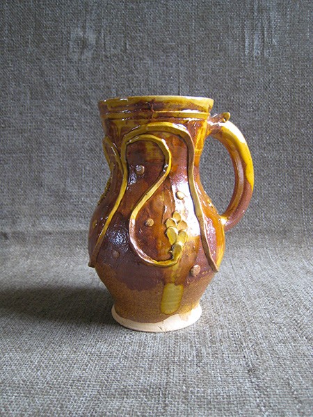 http://poteriedesgrandsbois.com/files/gimgs/th-31_PCH009-01-poterie-médiéval-des grands bois-pichets-pichet.jpg